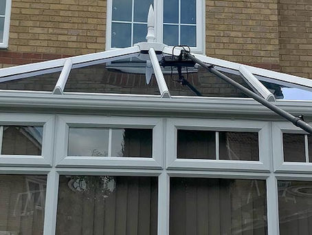 Daniel Harvie conservatory cleaning