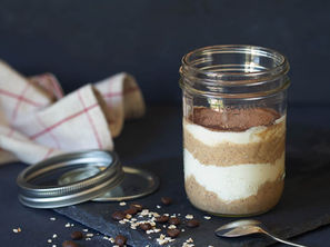 Overnight Oats Tiramisu