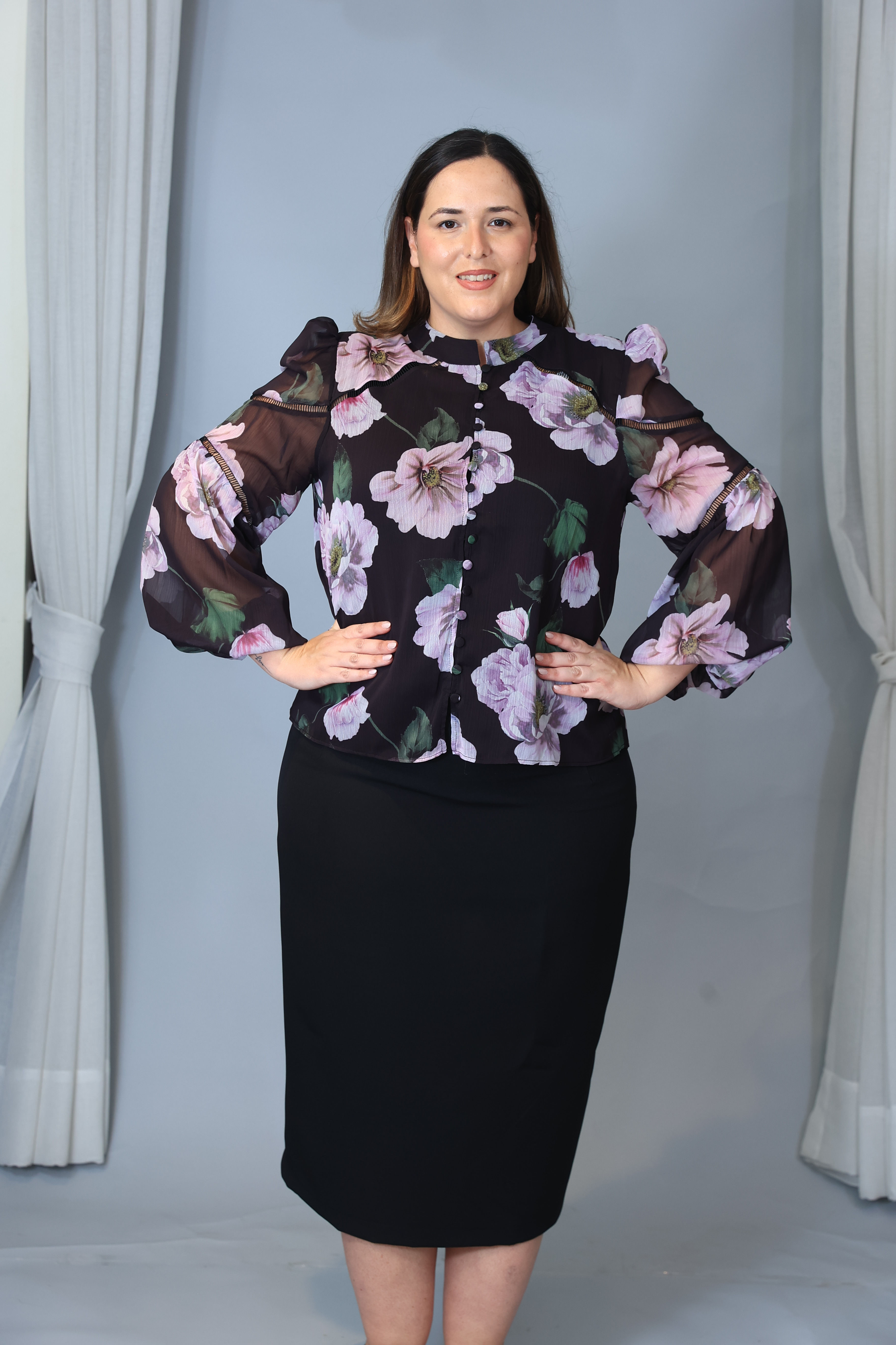 חולצה דגם ויולה פרחוני