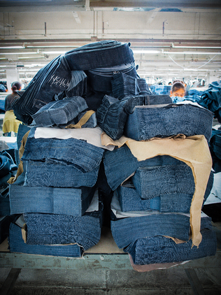 The Daily Denim Round Up