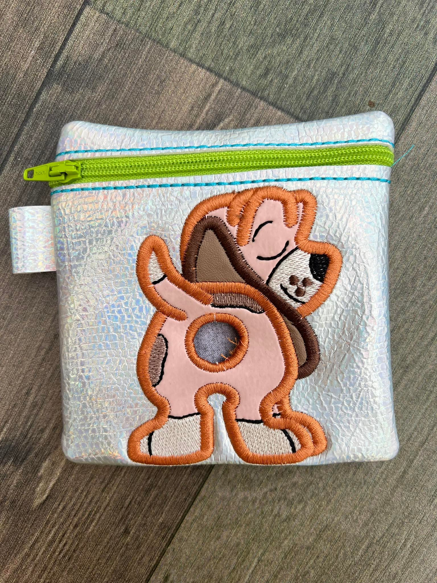 Cooper the Hound Poo Bag Holder