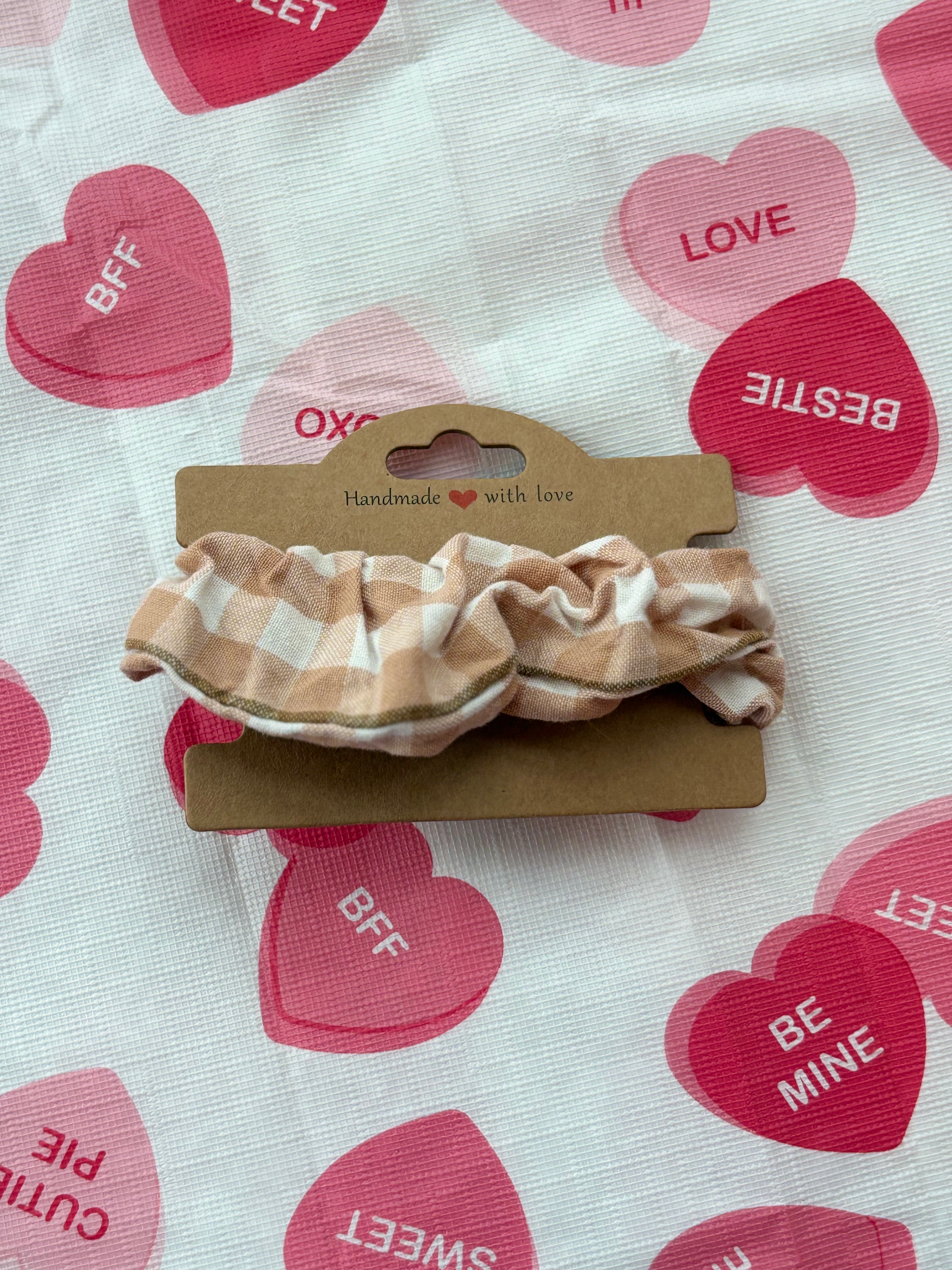 gingham scrunchie