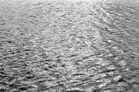 b&w water 5.jpg