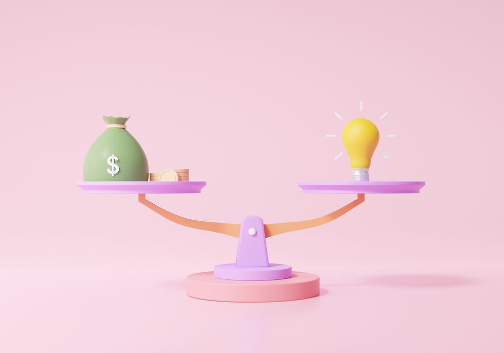 ピンク背景に、左は$マークの緑の金袋と硬貨、右は光る電球が乗った天秤の3Dイラスト。平衡とアイデアの対比を示す。