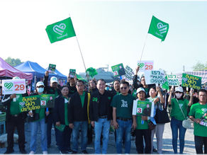 นพ.วรงค์ เดชกิจวิกรม หัวหน้าพรรคไทยภักดี พร้อมด้วย นายพรชัย วุ่นยรรยงค์ ผู้สมัคร สส.พรรคไทยภักดี เขต 6 จังหวัดนครปฐม เบอร์ 3 ลงพื้นที่ตลาดสามพราน–ดอนหวาย จ.นครปฐม