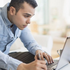 COMO GANHAR DINHEIRO NA INTERNET E CONQUISTAR SUA LIBERDADE FINANCEIRA