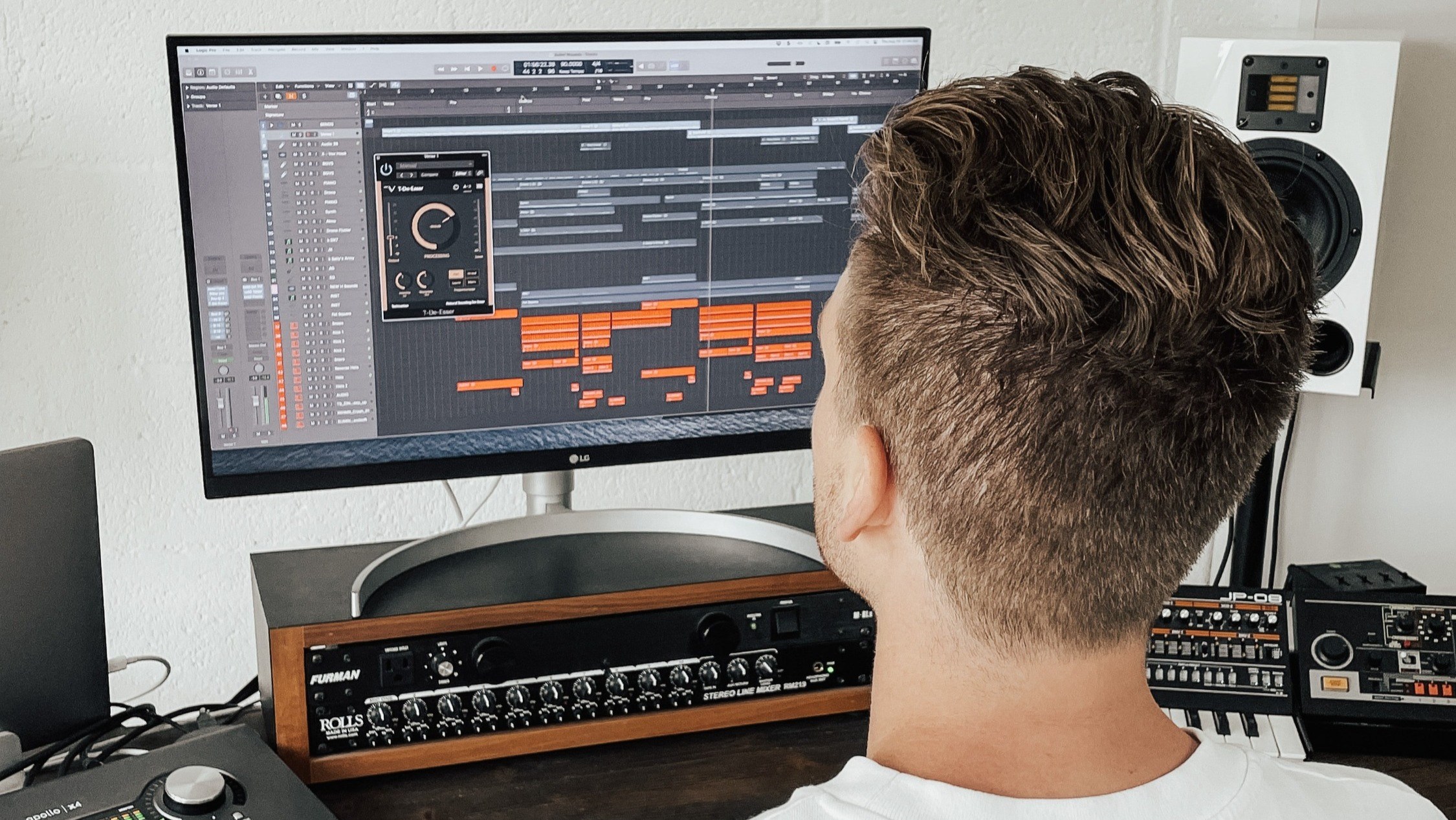 Bedroom Producer Essentials | Bedroom Producer Gear