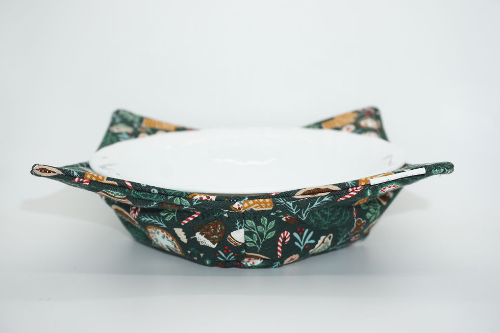 Christmas Treats Bowl Cozy with bowl