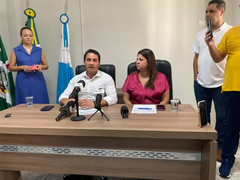 Advogado que ‘derrubou’ pela metade salário de prefeito o desafia para um ‘duelo jurídico’