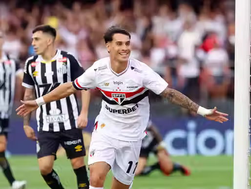 O douradense Ferreirinha brilha e São Paulo FC vence a primeira no Brasileirão.