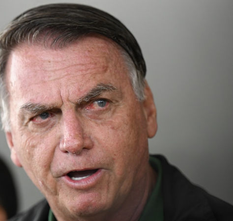Jair Bolsonaro é preso preventivamente pela PF
