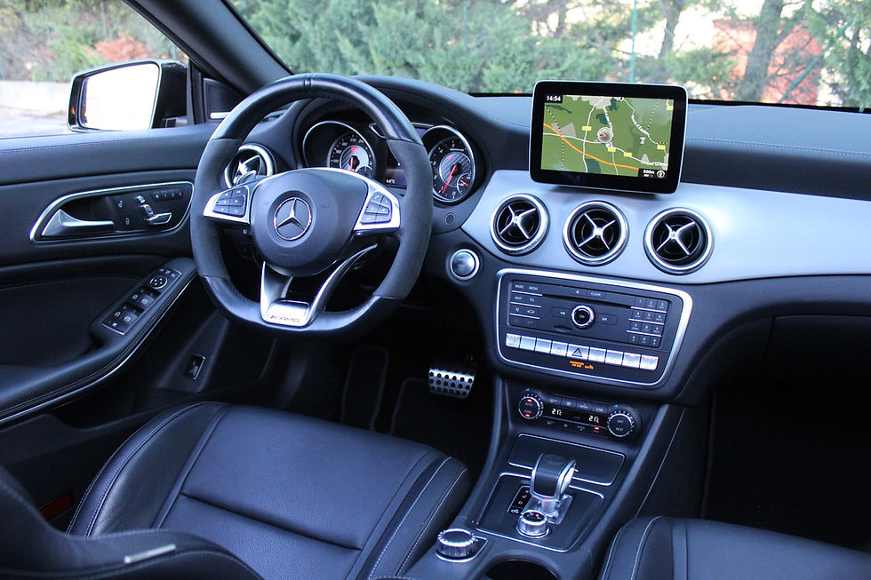 Miniature : Mercedes Benz CLA 45 AMG - VENDU