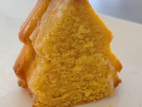 Cake au citron moelleux glacé, réalisé dans le moule bûche Sapin Ohra de Guy Demarle - recette Cook'in Cec