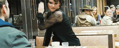 JENNIFER LAWRENCE WHAT WTF AHN? ANGRY BRAVA NERVOSA O QUE RAIVA