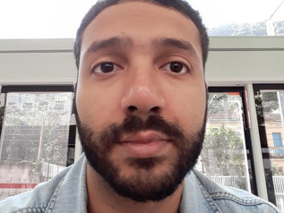 Teacher Vinícius Rodrigues - Inglês