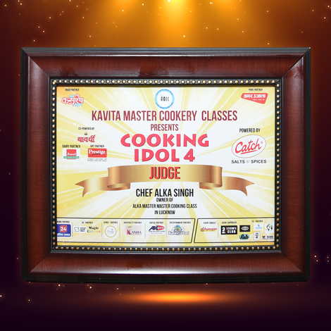Chef Alka Singh Tomar was invited as Judge to Kavita Master Cookery Classes presents Cooking Idol 4 in Lucknow