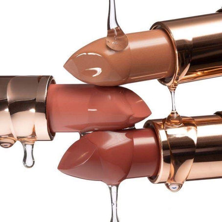 Lipstick vs Lipgloss
