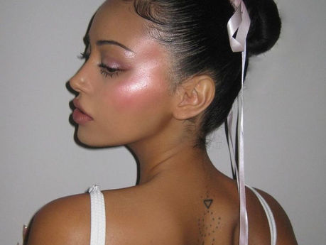 Matte vs Glowy Makeup