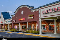 typical-american-strip-mall-CP7NJ1.jpg