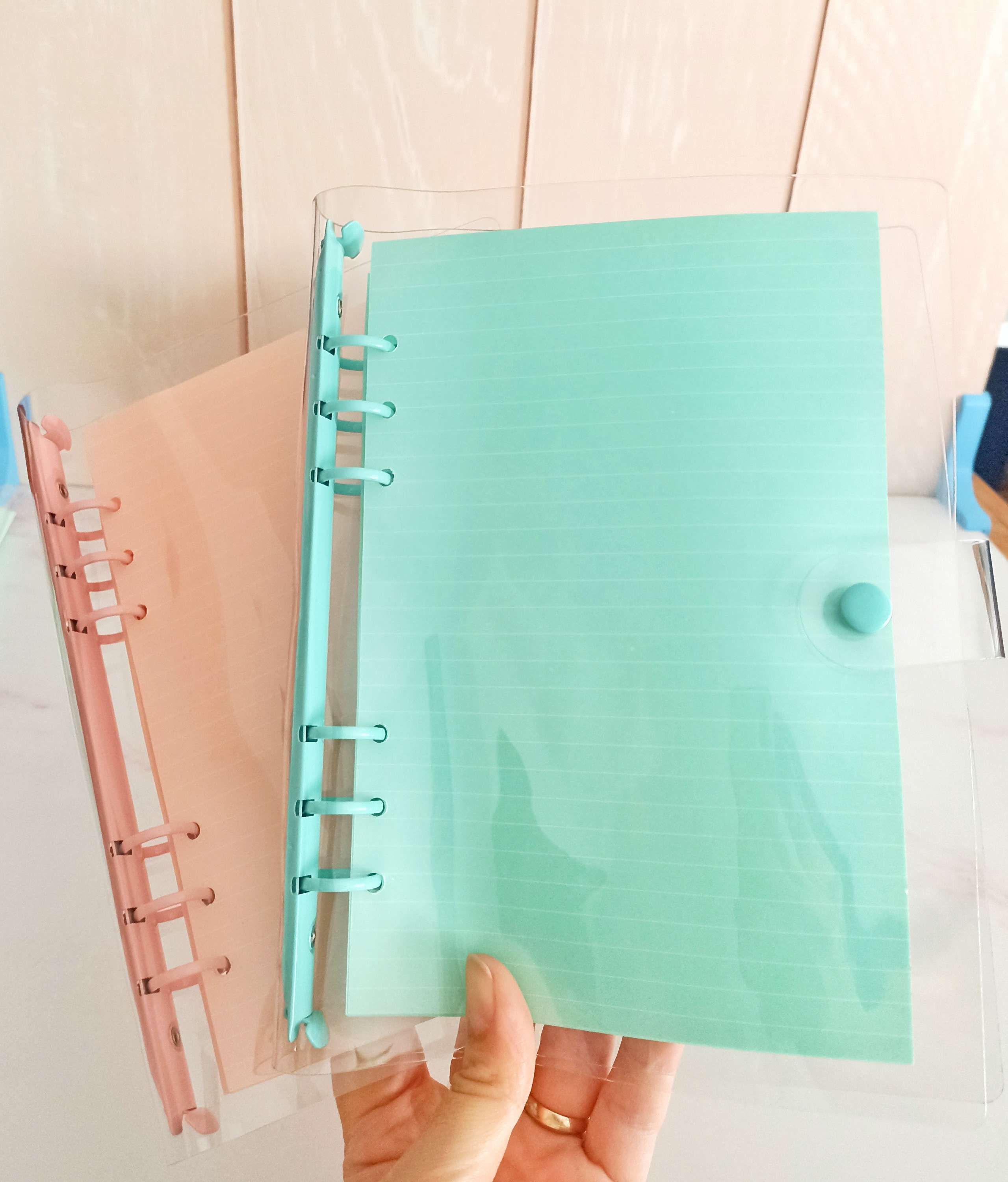 Carpeta PVC con anillos A5 + 40 Hojas Colores