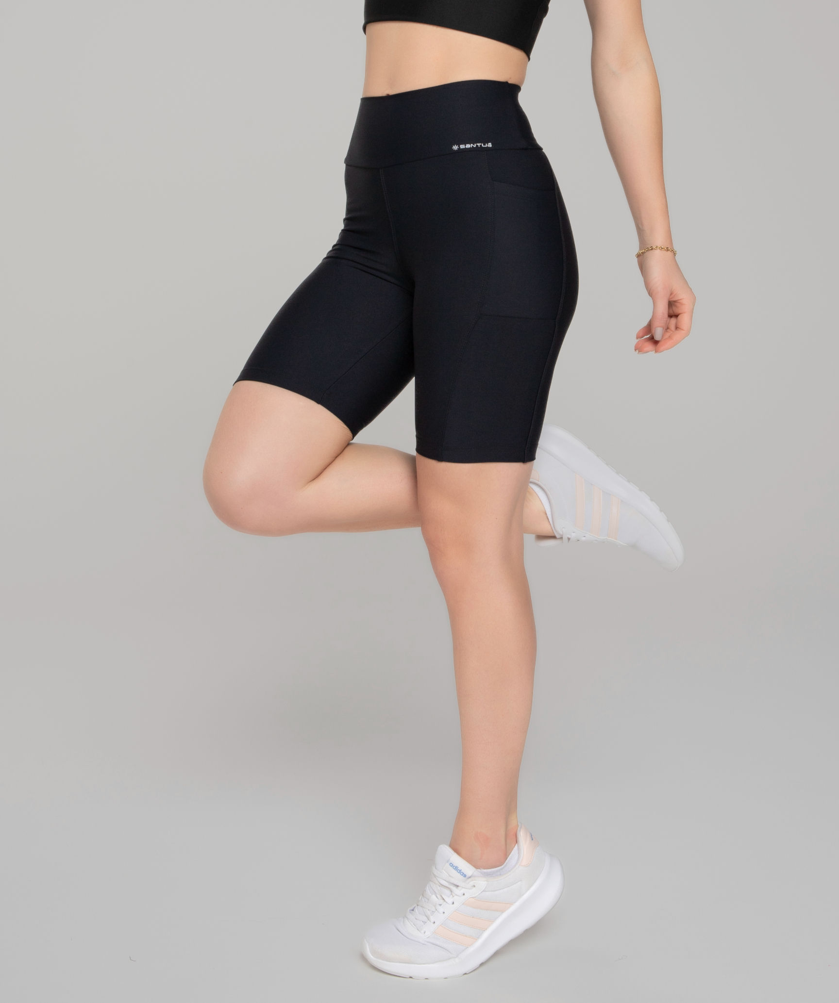 Bermuda Ciclista com Bolso Fitness Preto