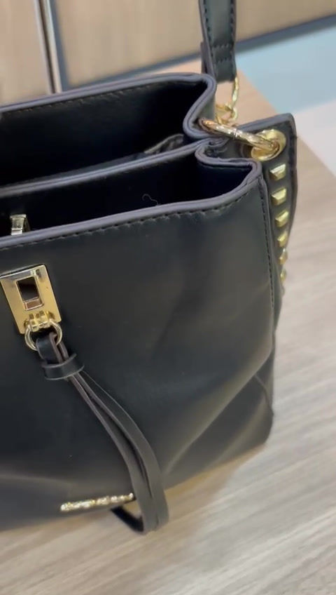 Miniatura: Bolsa Feminina Chenson Original Mini Rebites Transversal Preta