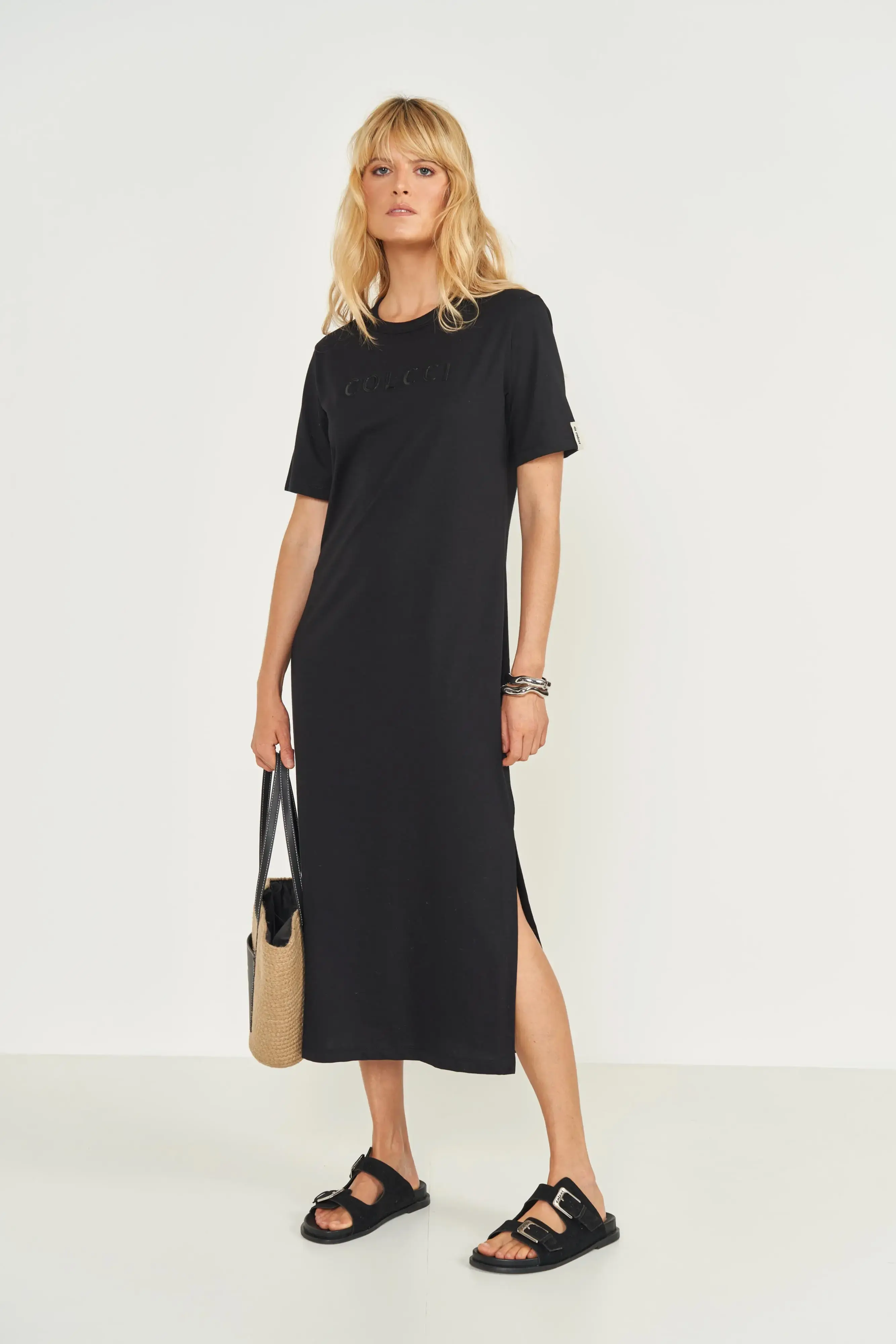 Vestido T-shirt Midi Manga Curta Colcci