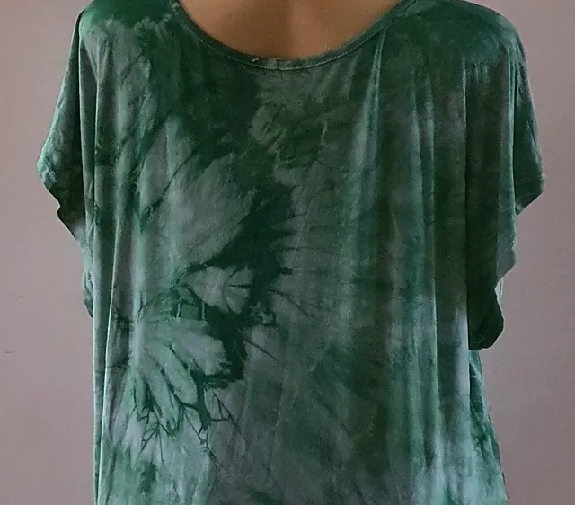 blusas e batas plus size