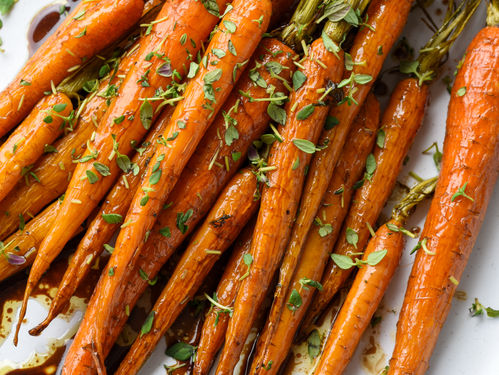 Maple Balsamic Glazed Carrots