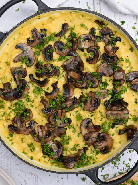 Creamy and cheesy risotto with mushrooms