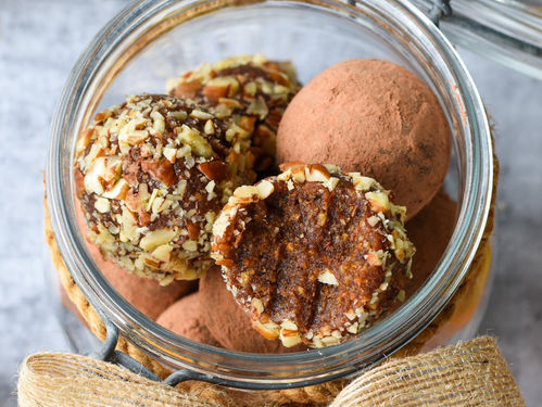 Orange Chocolate Christmas Truffles