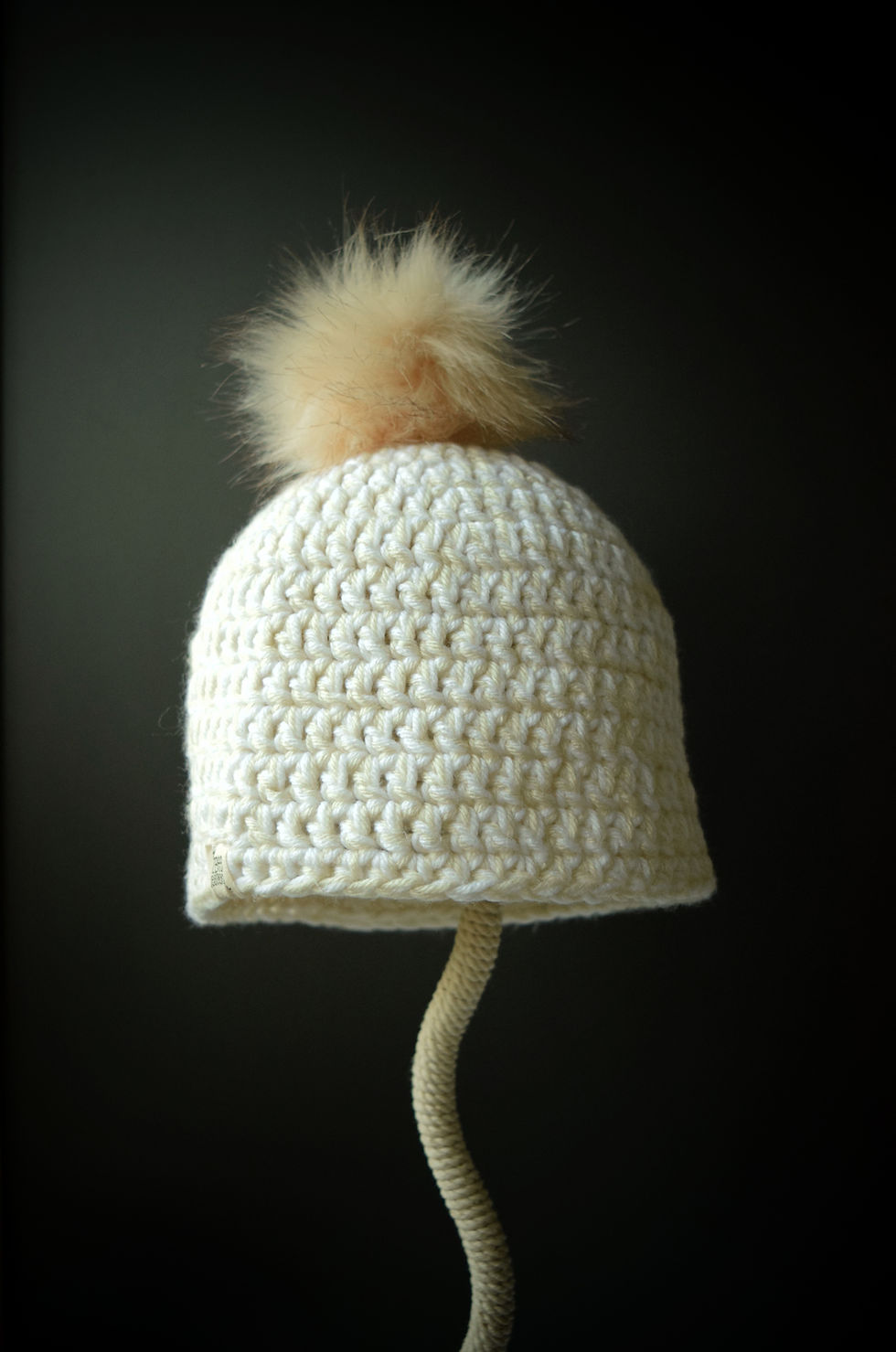 Thumbnail: Cream Hat