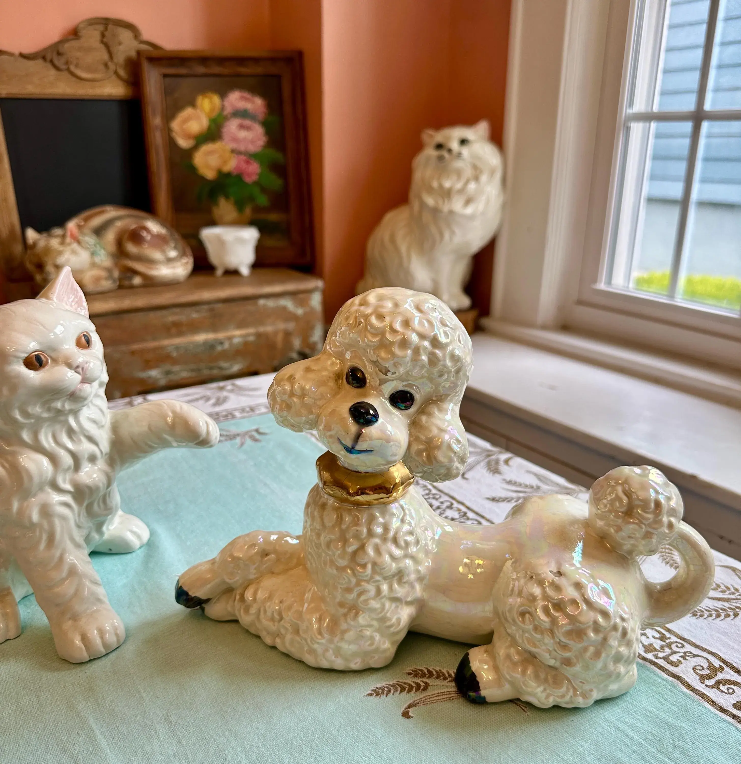 Vintage Poodle Figurine, 1960s Ceramic Poodle, Mid Century (DE-A135)