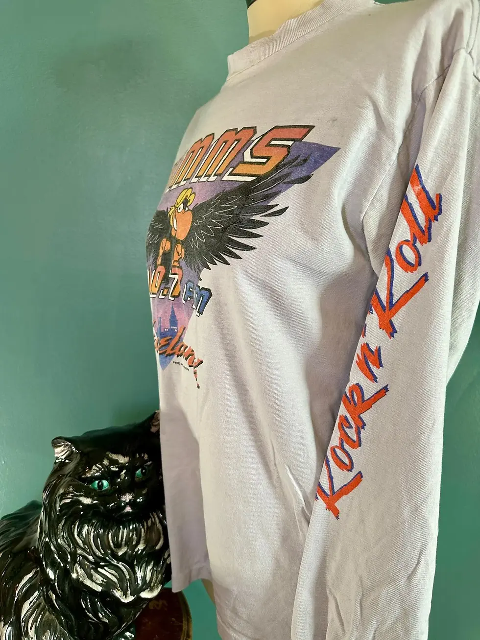 Thumbnail: Vintage Cleveland 100.7 T-shirt, Long Sleeve Buzzard Radio Station (TS-A306)