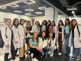 Dönem 3 öğrencileri ile son patoloji lab çalışması yapıldı