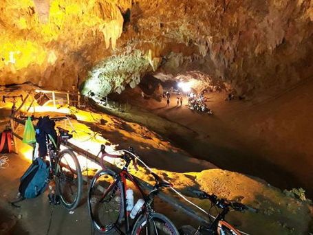 Thailand cave rescue begins: Operation to bring out first group of trapped boys to take about 11 hou
