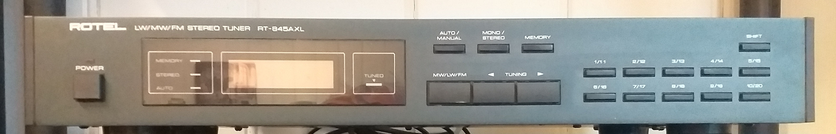 Rotel RT-845AXL LW MW FM Stereo Tuner.