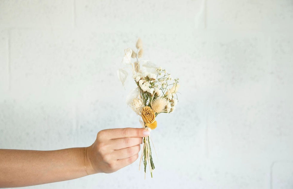 Thumbnail: Petite dried floral bouquet