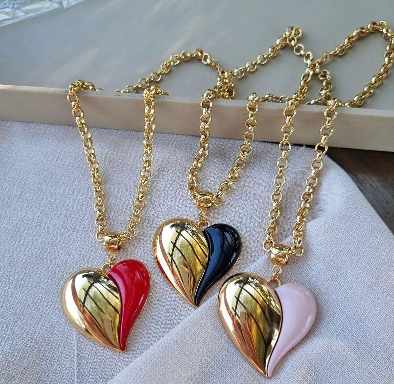 Colar Coração Duas Cores