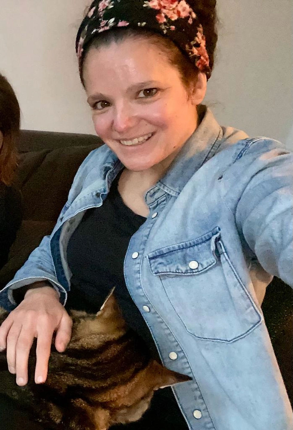 KAT KNUFFELEN