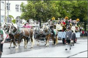 Photo by the Weir Family.