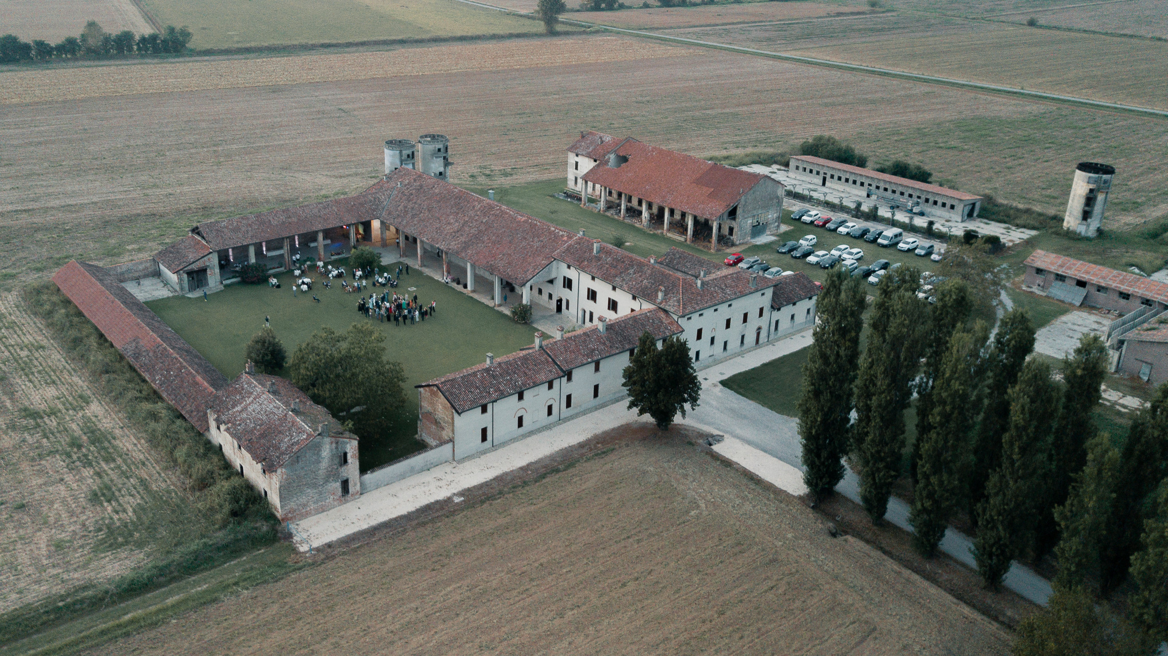 CASCINA SAN MICHELE - Lodge Reviews (Province of Asti/Costigliole d'Asti,  Italy), image size:2368x1330