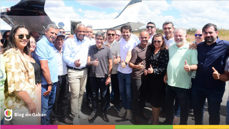 No Oeste da Bahia, ACM Neto é recepcionado por prefeitos de Barreiras e Correntina