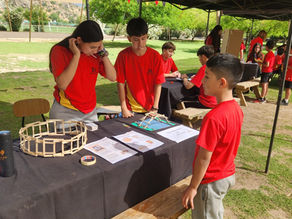 Estudiantes presentaron sus proyectos en el Festival de las Ciencias y las Matemáticas 2025