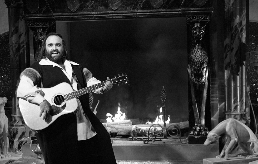 Demis ROUSSOS