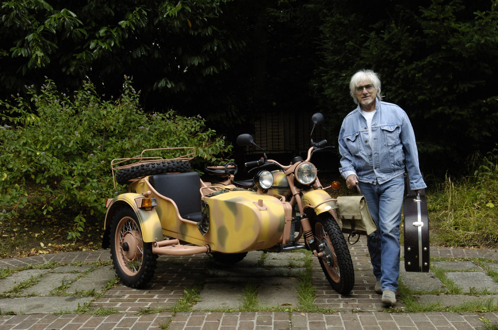 Hugues AUFRAY