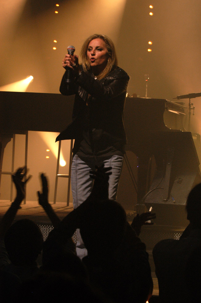 Véronique SANSON