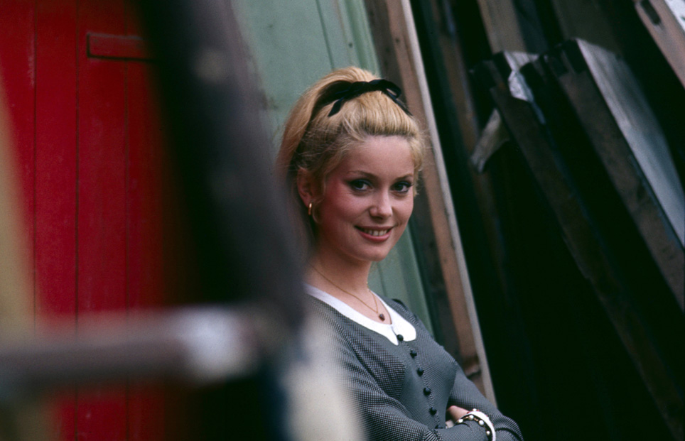 Catherine DENEUVE