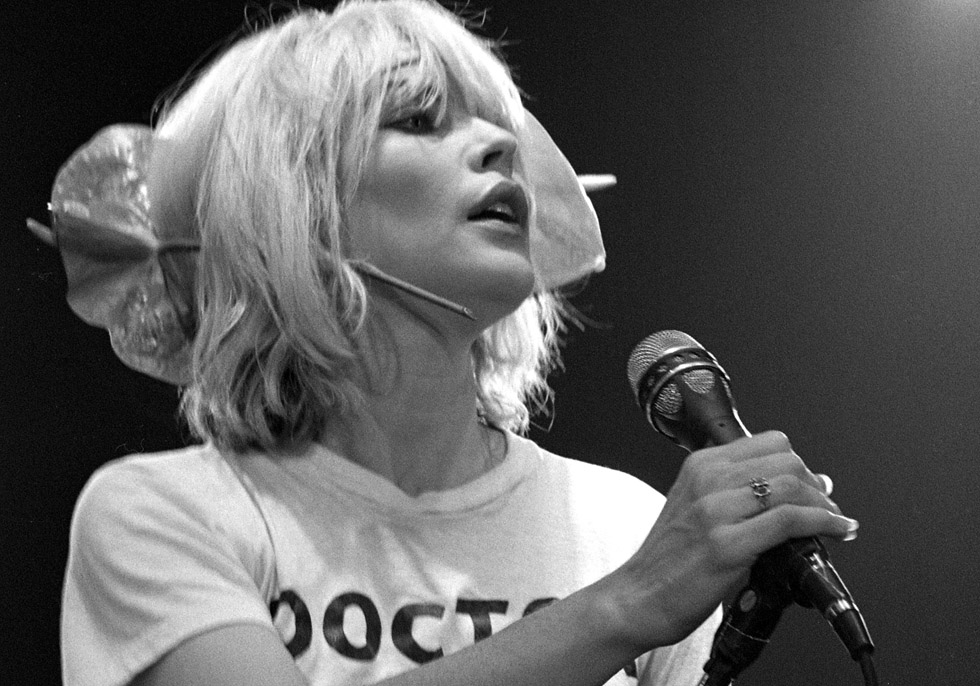 Le groupe Blondie en concert a l'hippodrome de Pantin le 15 janvier 1980.