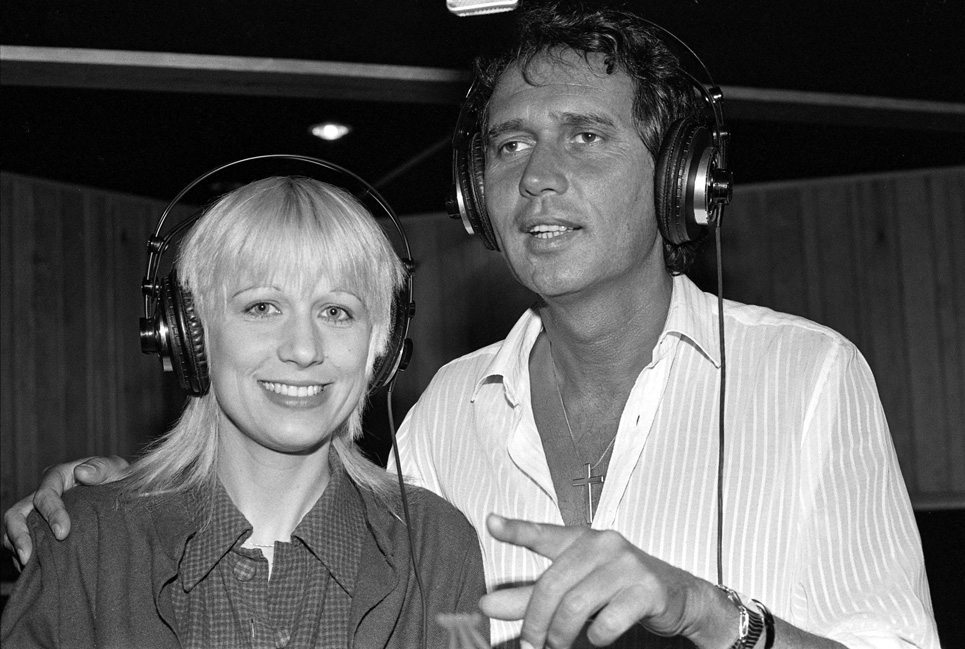 CHARDEN & STONE